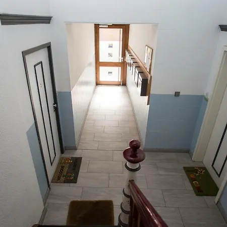 Schones, Hell Mobliertes 'zurich' In Nurnberg/gostenhof
